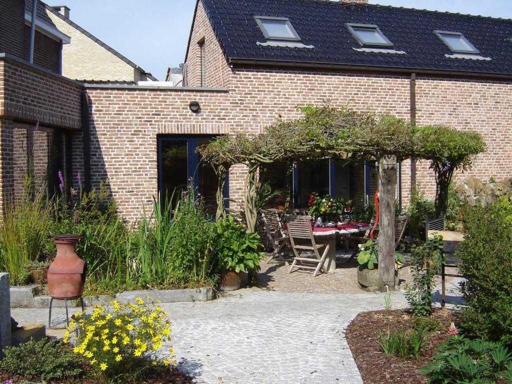 B&B Wisteria Herne Exterior photo
