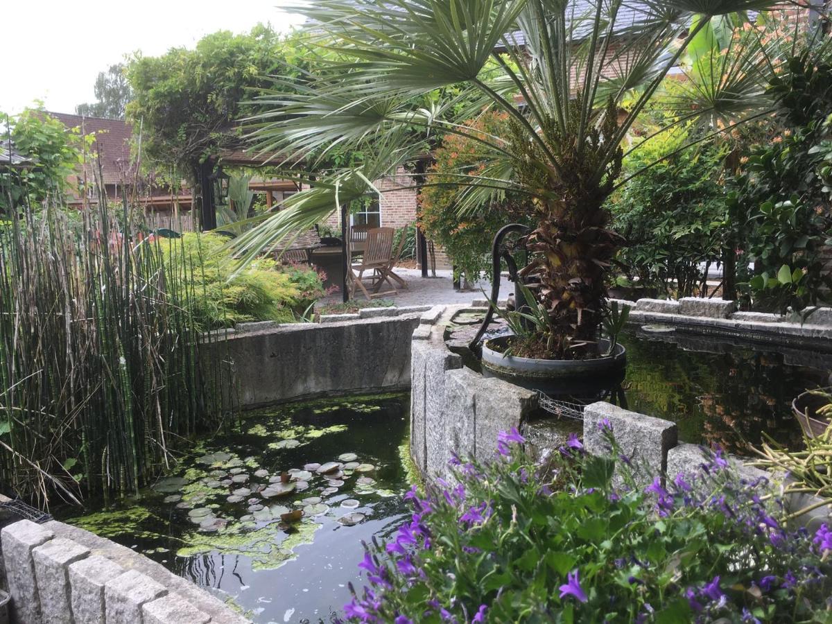 B&B Wisteria Herne Exterior photo